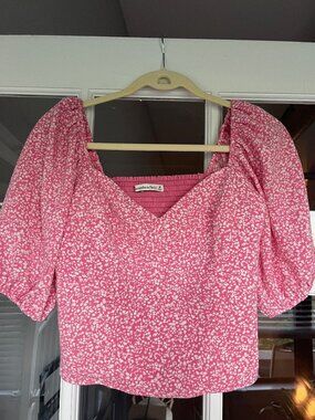 Abercrombie & Fitch Pink Floral Puff Sleeve Top